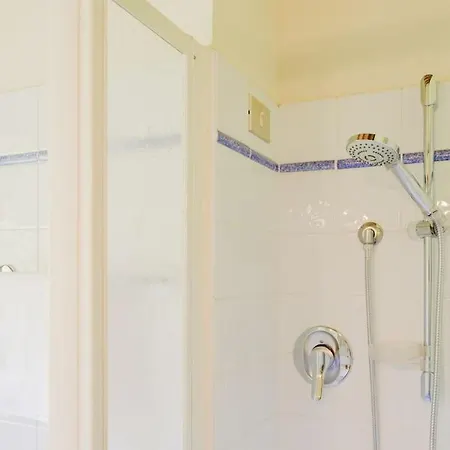 Stalla - With Garden In The Historic Center וילה