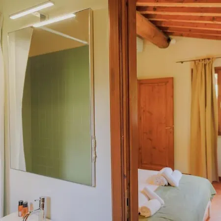 Stalla - With Garden In The Historic Center פירנצה