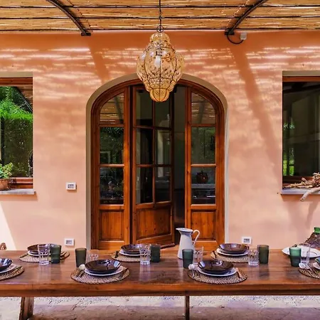 Villa Stalla - With Garden In The Historic Center Florence