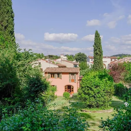 Stalla - With Garden In The Historic Center *