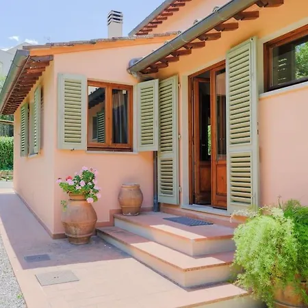 Stalla - With Garden In The Historic Center וילה פירנצה