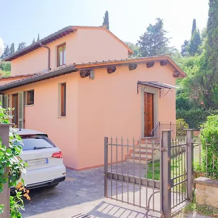 Villa Stalla - With Garden In The Historic Center
