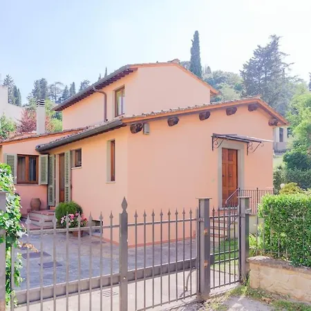 Stalla - With Garden In The Historic Center Villa *