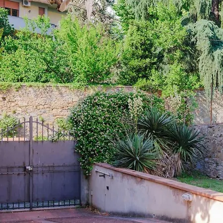 Villa Stalla - With Garden In The Historic Center Florencia